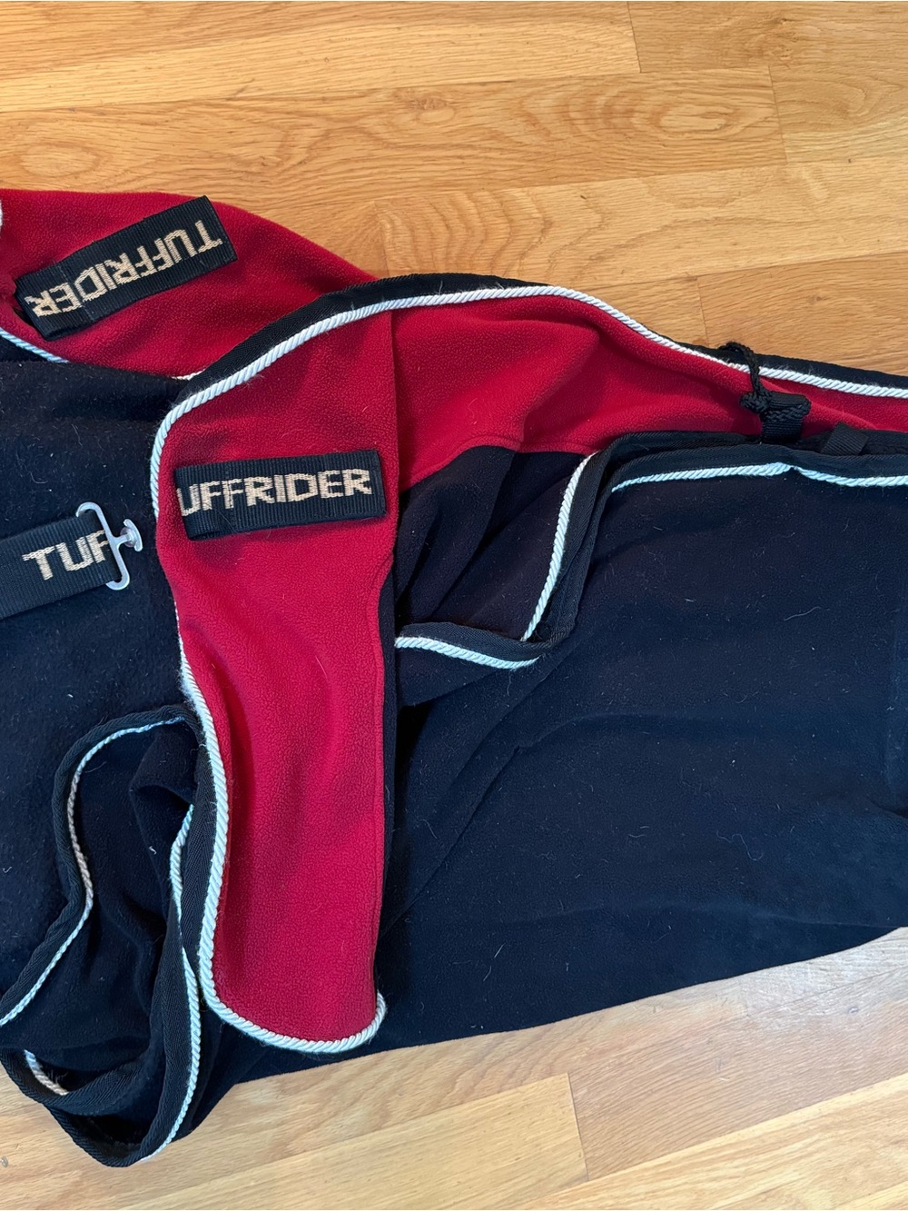 Tuff Rider dress cooler Black & Red white piping horse size 82-84